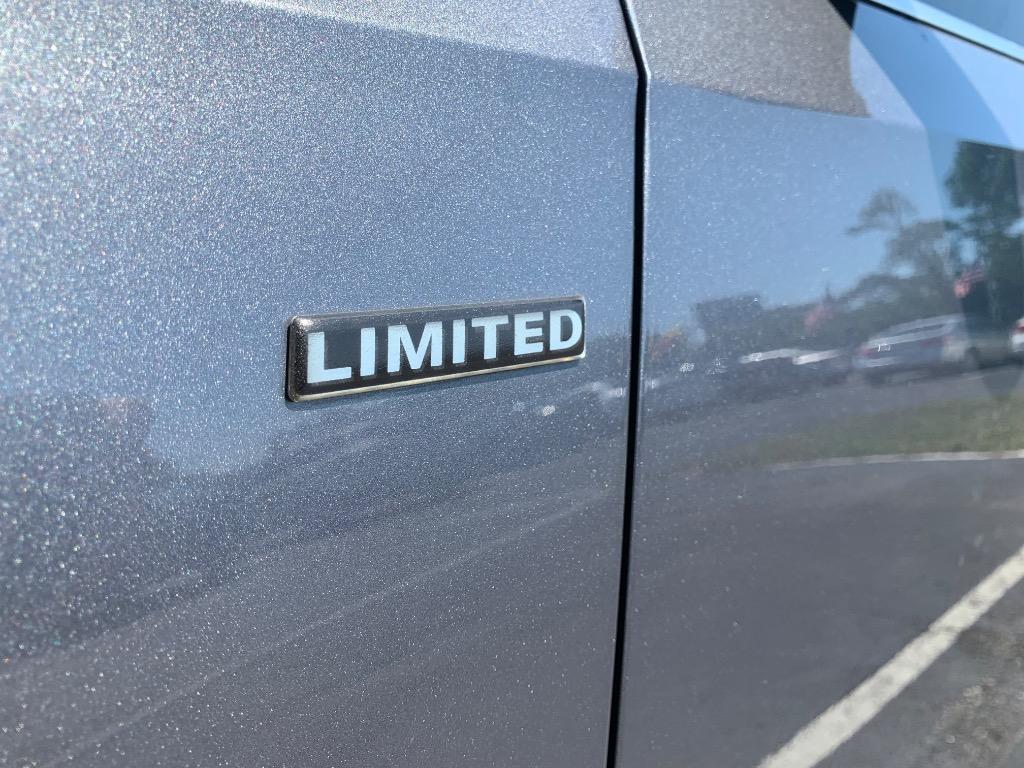 2015 Volkswagen Passat - $8,500