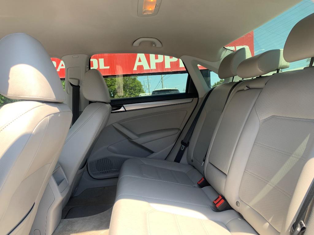 2015 Volkswagen Passat - $8,500