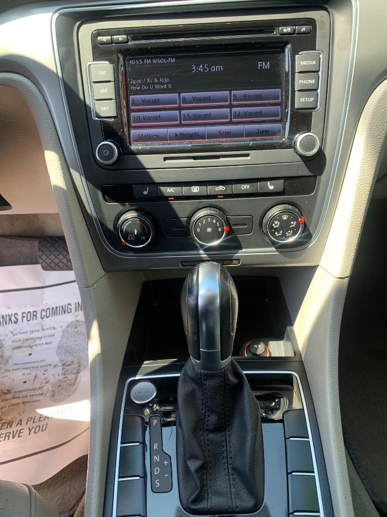 2015 Volkswagen Passat - $8,500