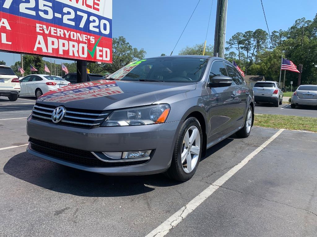 2015 Volkswagen Passat - $8,500
