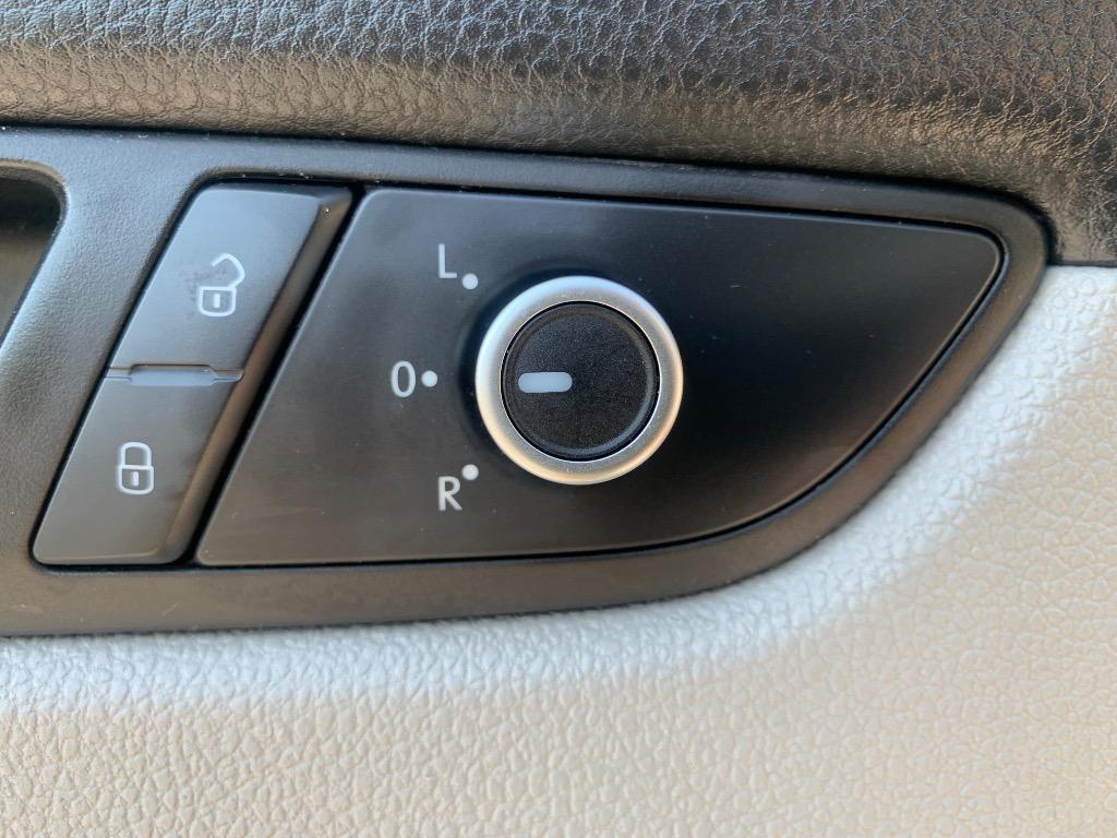 2015 Volkswagen Passat - $8,500