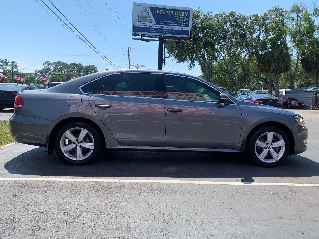 2015 Volkswagen Passat - $8,500
