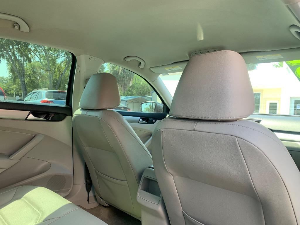 2015 Volkswagen Passat - $8,500