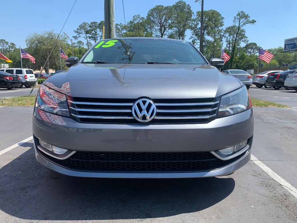 2015 Volkswagen Passat - $8,500
