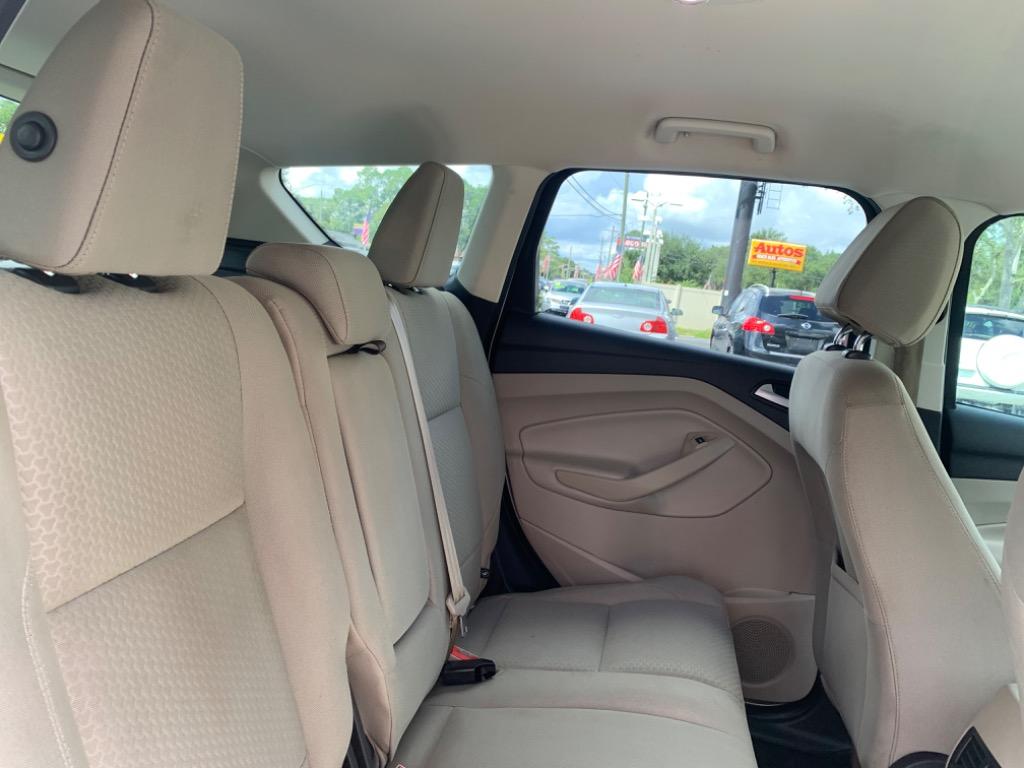 2017 Ford Escape SE photo