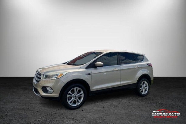 2017 Ford Escape SE photo