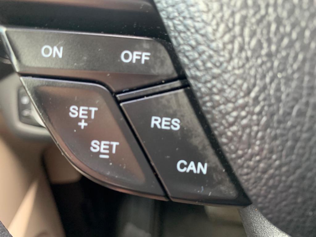 2017 Ford Escape SE photo