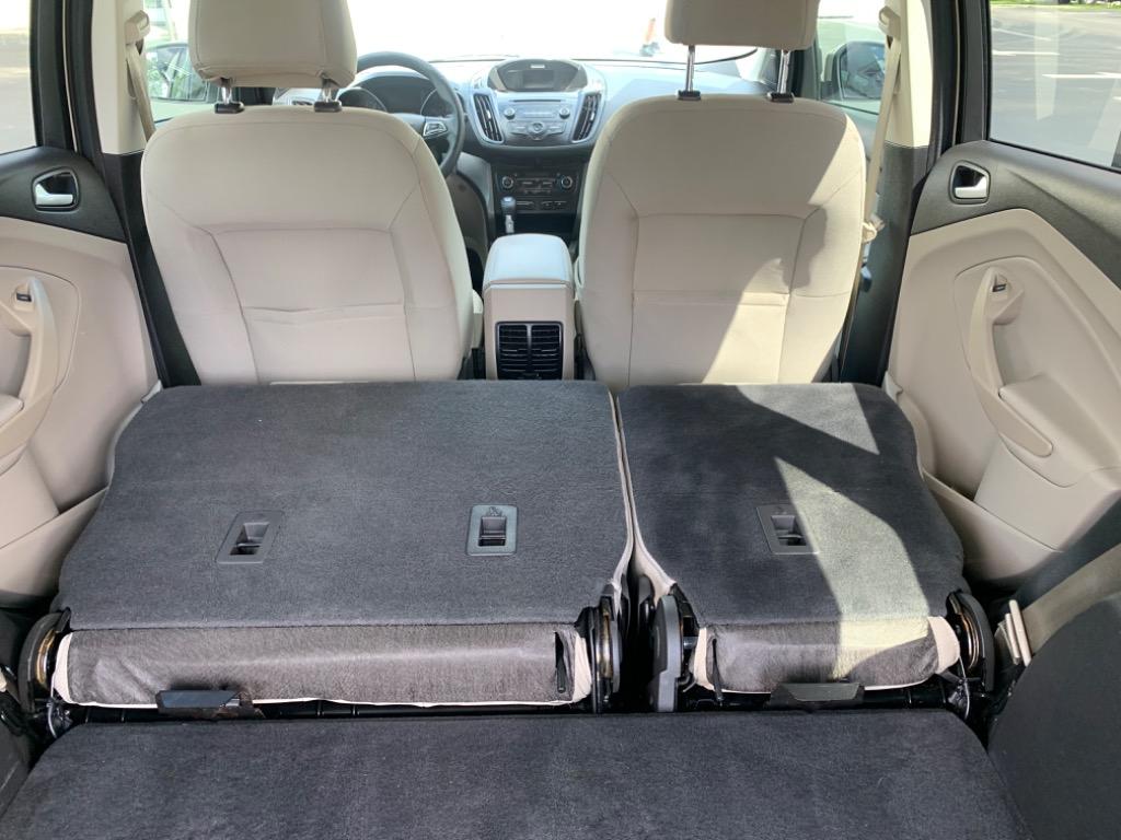 2017 Ford Escape SE photo