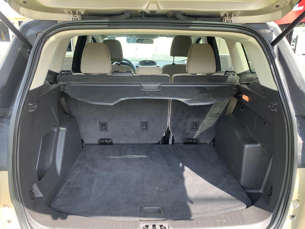 2017 Ford Escape SE photo