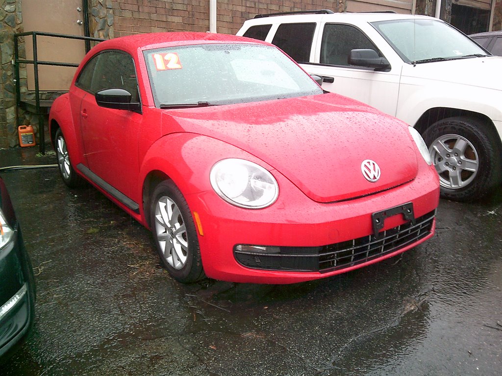 2012 Volkswagen Beetle photo
