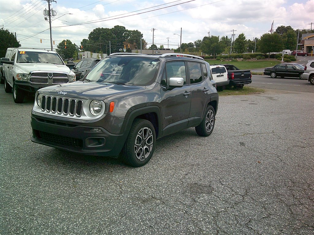 2017 Jeep Renegade Limited photo