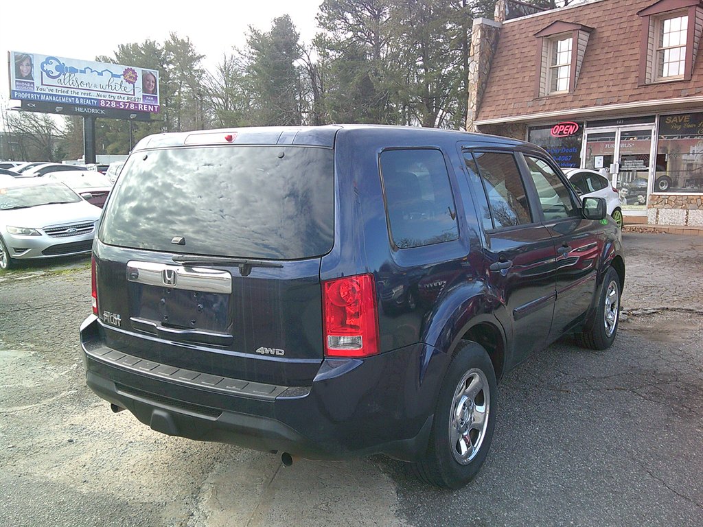 2015 Honda Pilot LX photo