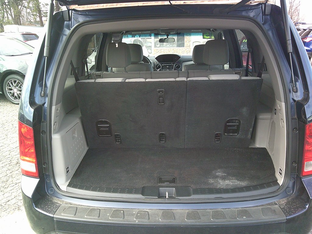 2015 Honda Pilot LX photo
