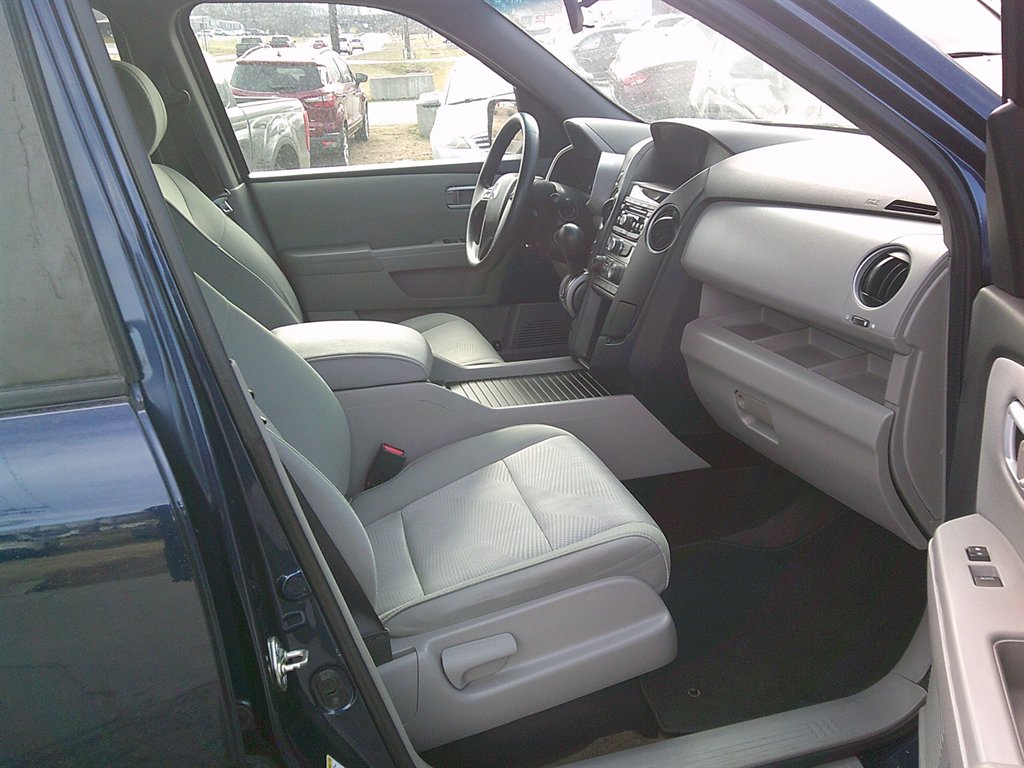 2015 Honda Pilot LX photo
