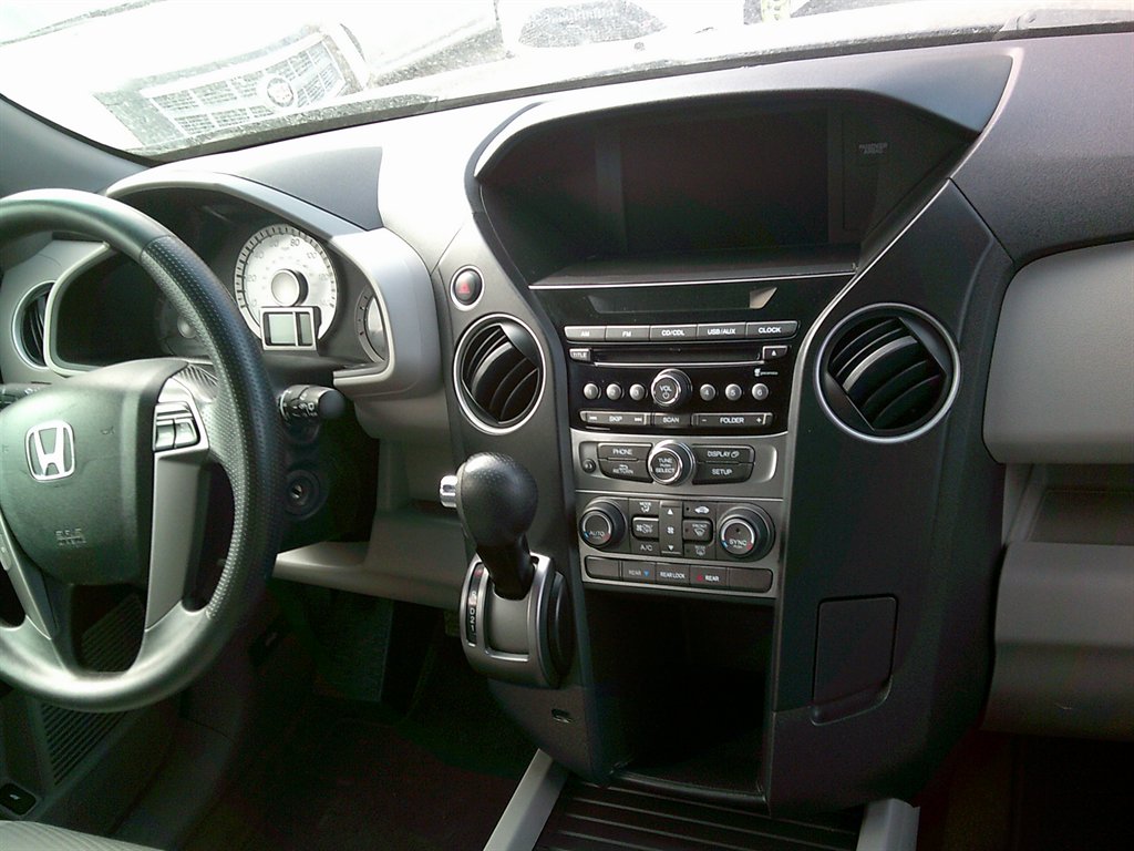 2015 Honda Pilot LX photo
