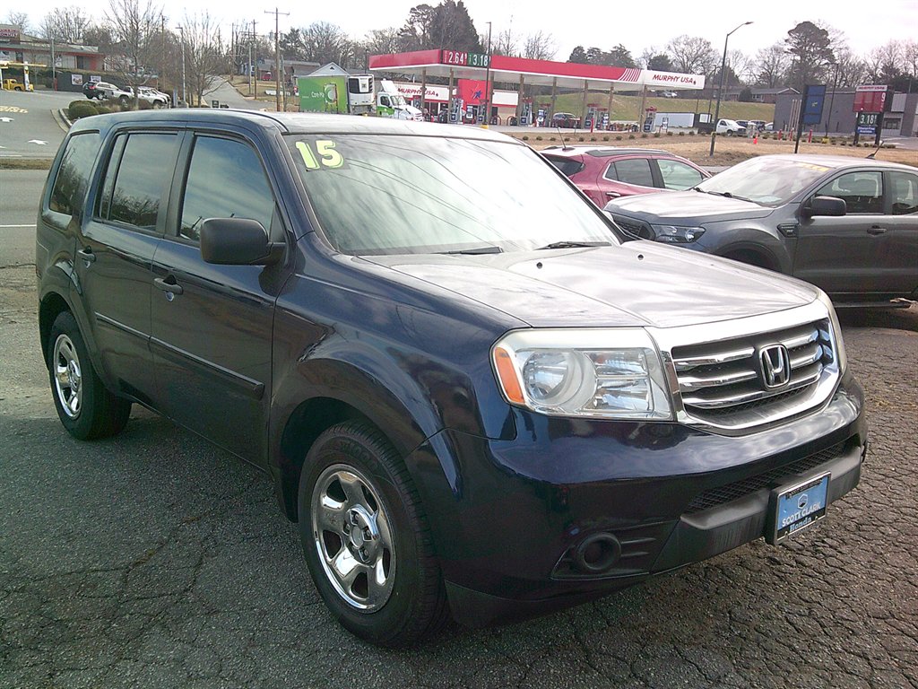 2015 Honda Pilot LX photo