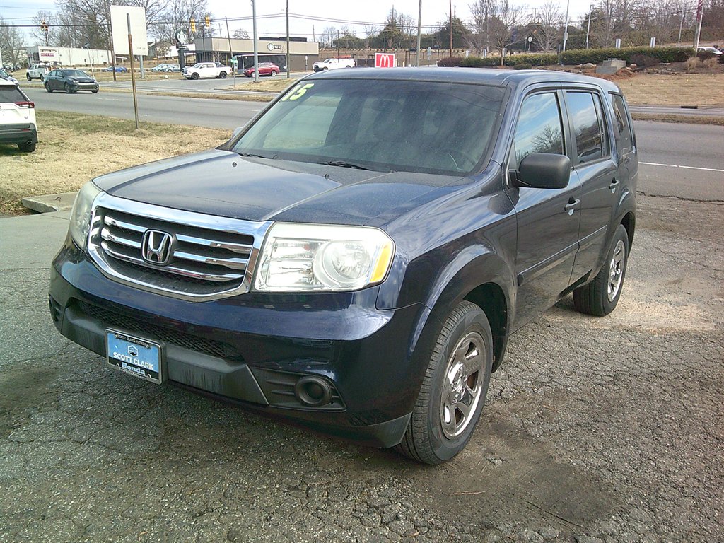 2015 Honda Pilot LX photo