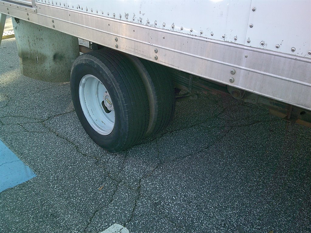 2014 Chevrolet Express 4500 4500 photo