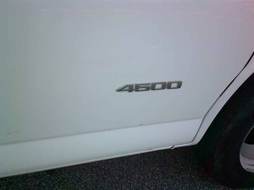 2014 Chevrolet Express 4500 4500 photo