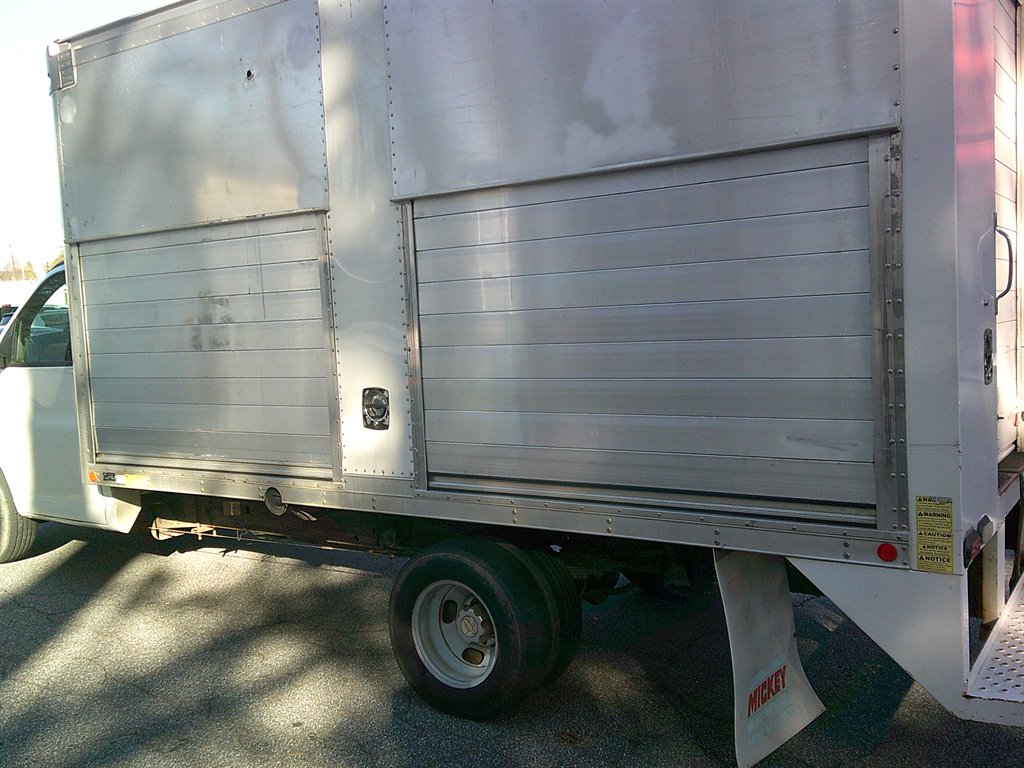 2014 Chevrolet Express 4500 4500 photo