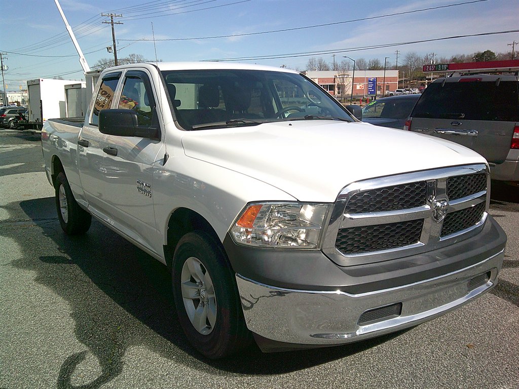 2017 RAM 1500 Tradesman photo