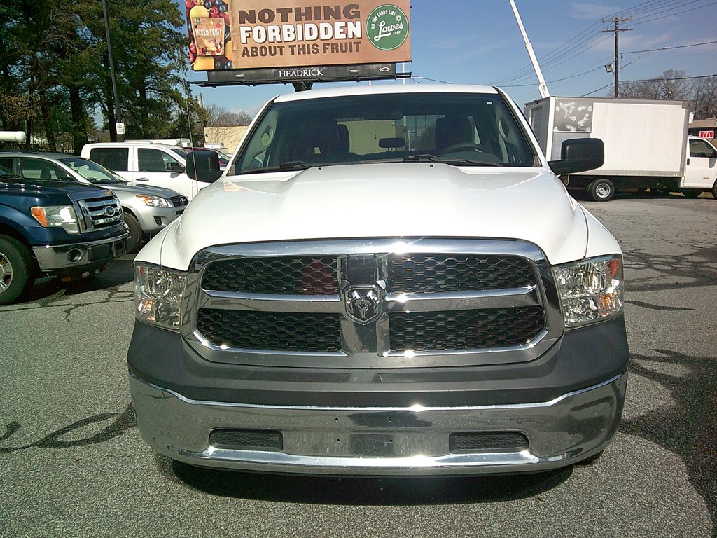 2017 RAM 1500 Tradesman photo