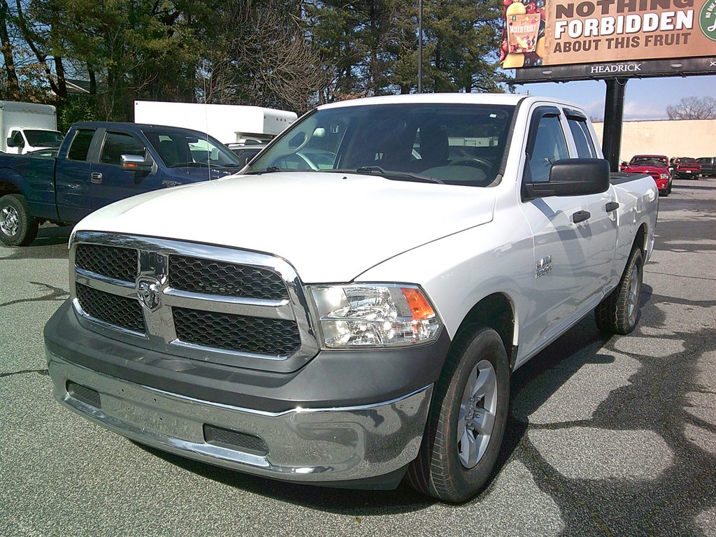 2017 RAM 1500 Tradesman photo