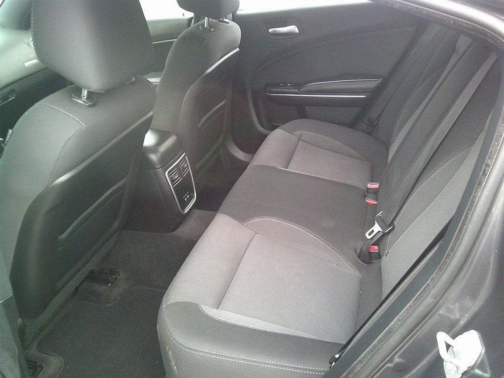 2016 Dodge Charger SE photo