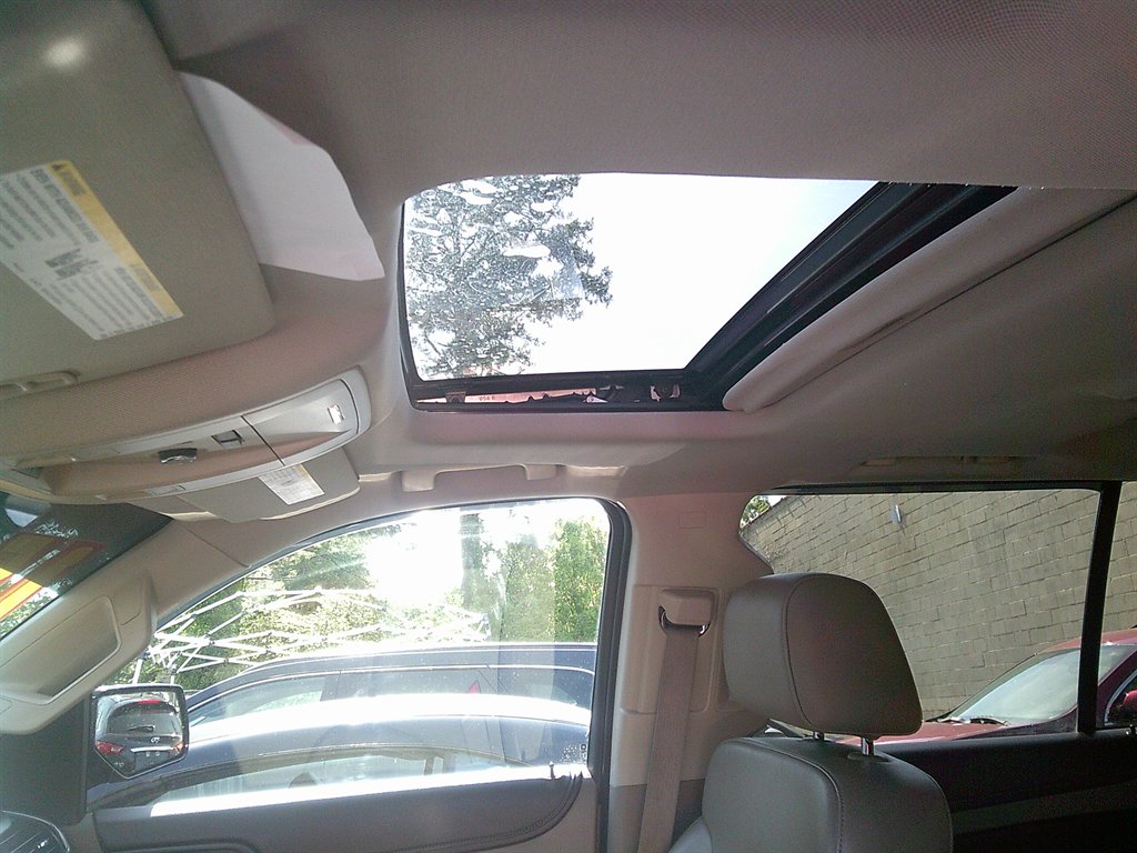 2015 Chevrolet Suburban LTZ 1500 photo
