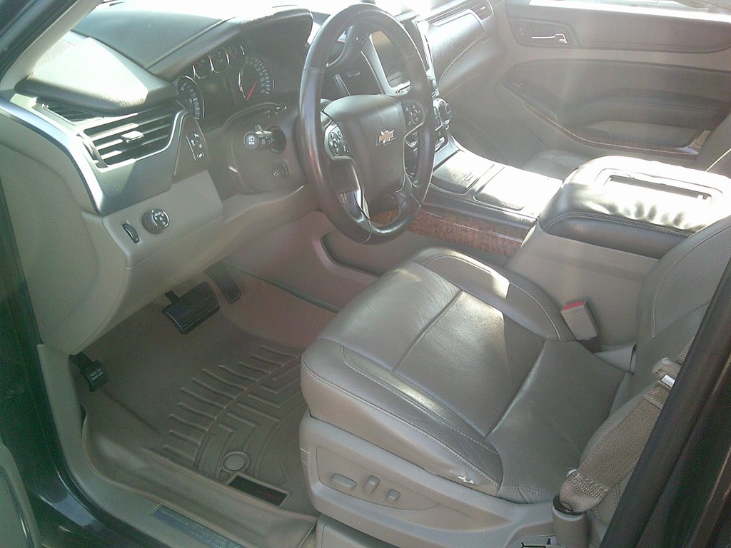 2015 Chevrolet Suburban LTZ 1500 photo
