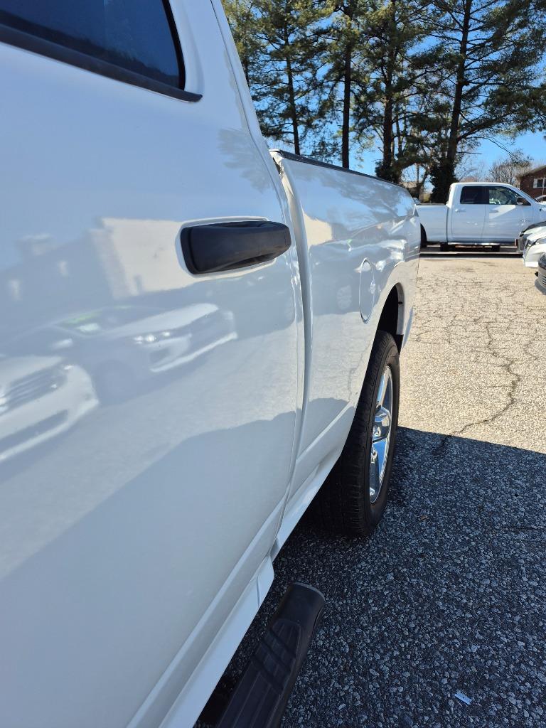 2019 Ram 1500 Classic - $15,900