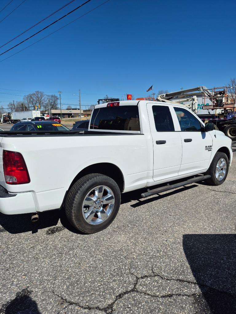2019 Ram 1500 Classic - $15,900