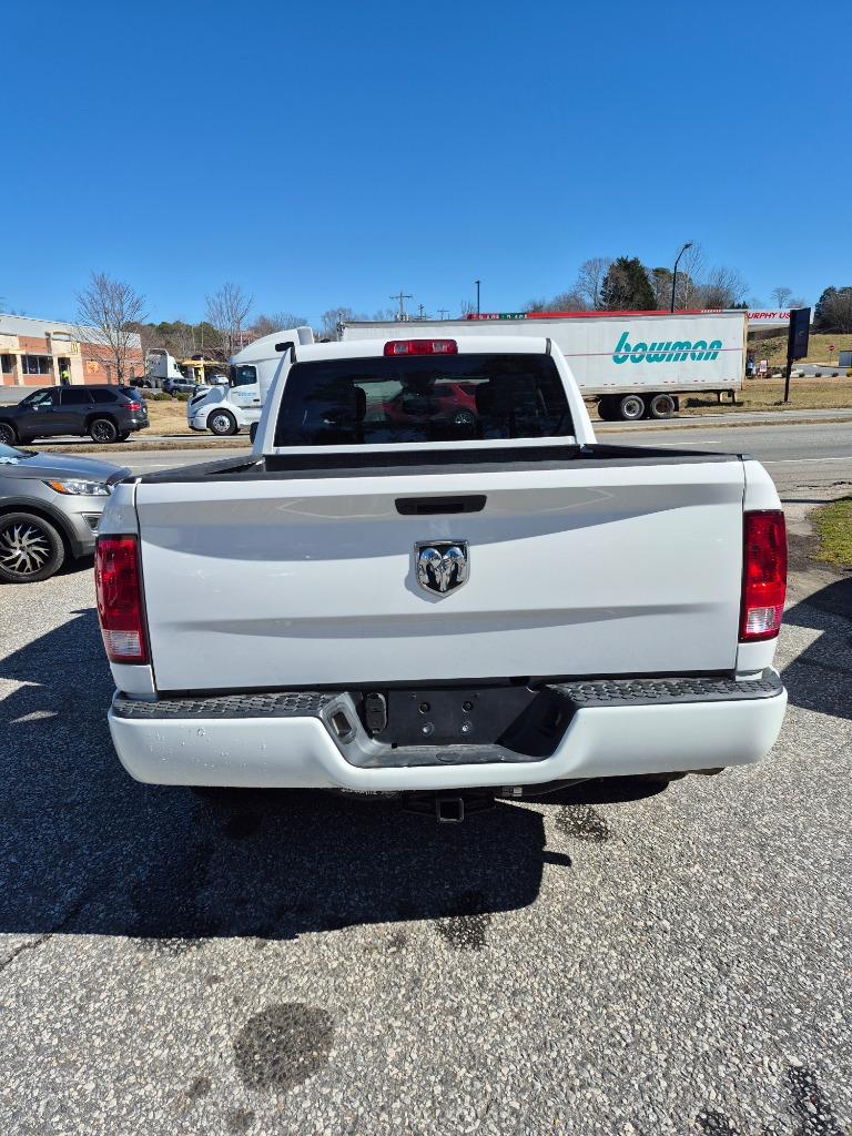 2019 Ram 1500 Classic - $15,900