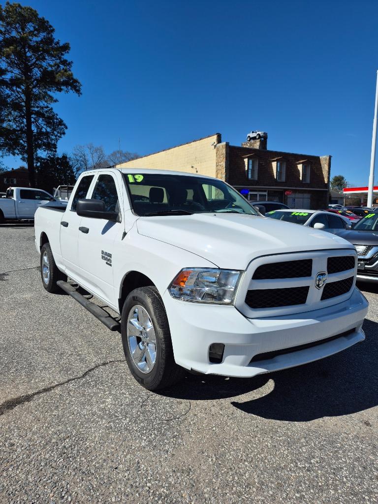 2019 Ram 1500 Classic - $15,900