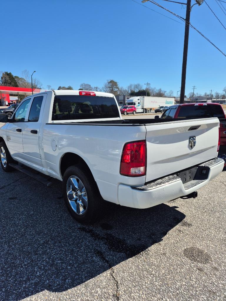 2019 Ram 1500 Classic - $15,900