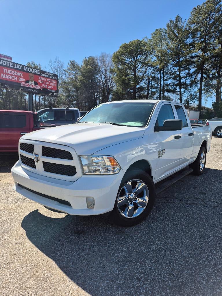 2019 Ram 1500 Classic - $15,900