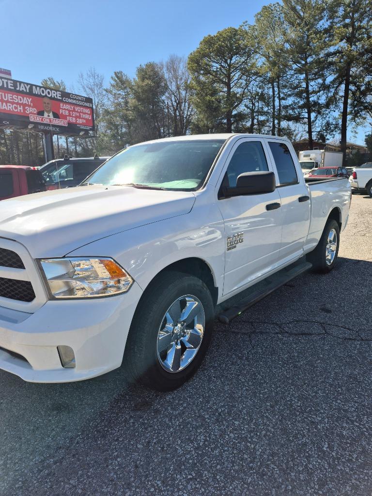 2019 Ram 1500 Classic - $15,900