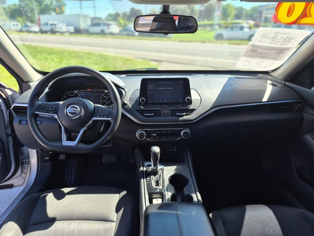 2020 Nissan Altima - $8,500
