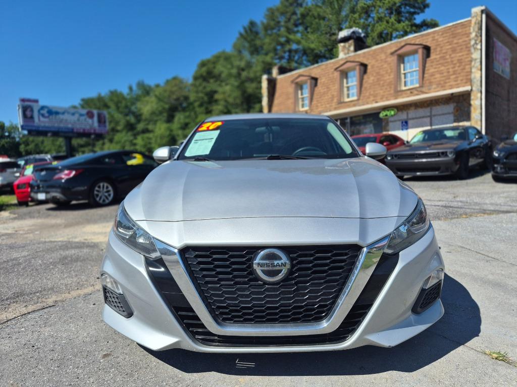 2020 Nissan Altima - $8,500