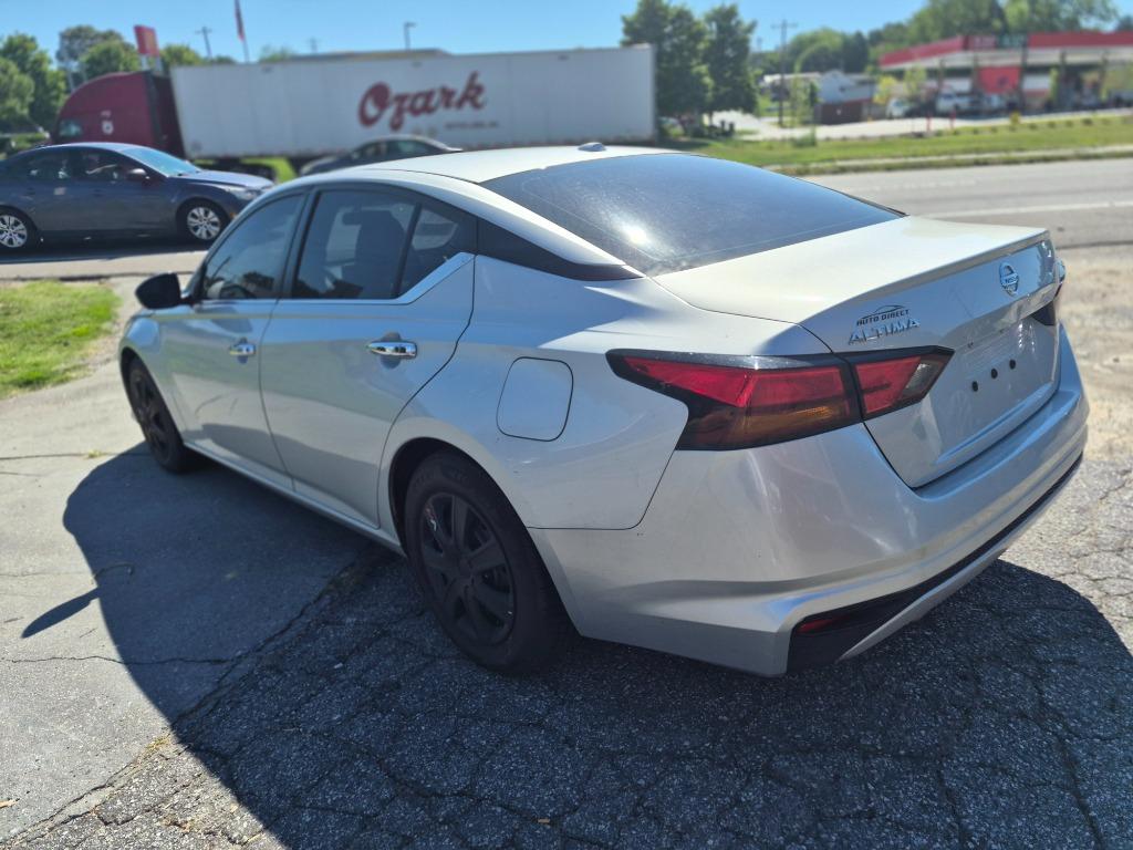 2020 Nissan Altima - $8,500