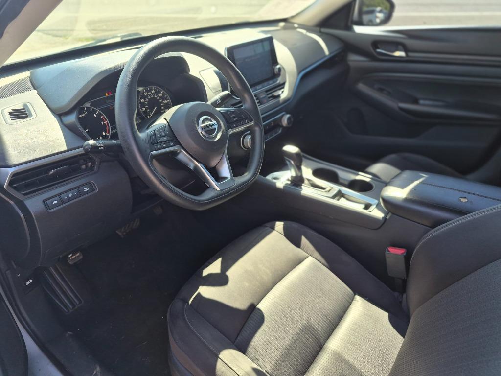 2020 Nissan Altima - $8,500