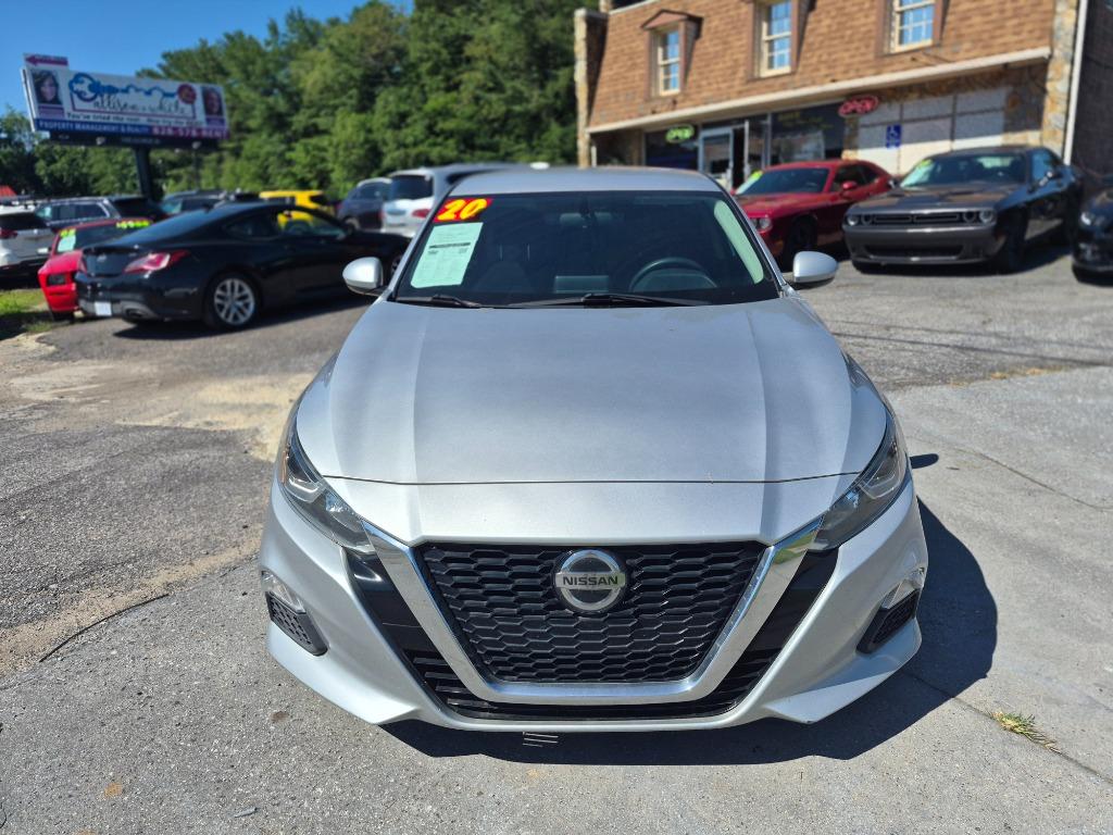 2020 Nissan Altima - $8,500