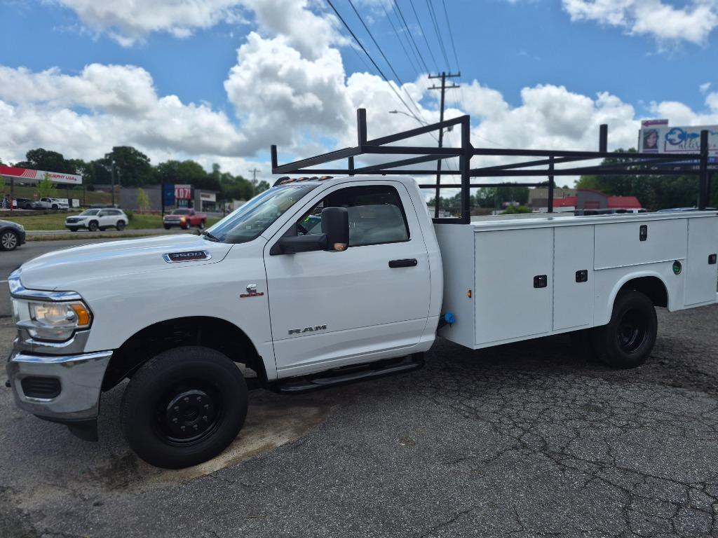 2019 Ram 3500 CAB/Chassis - $19,500