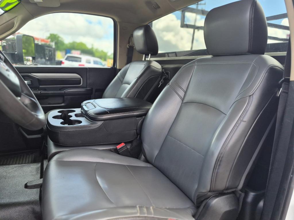 2019 Ram 3500 CAB/Chassis - $19,500