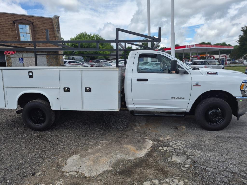 2019 Ram 3500 CAB/Chassis - $19,500