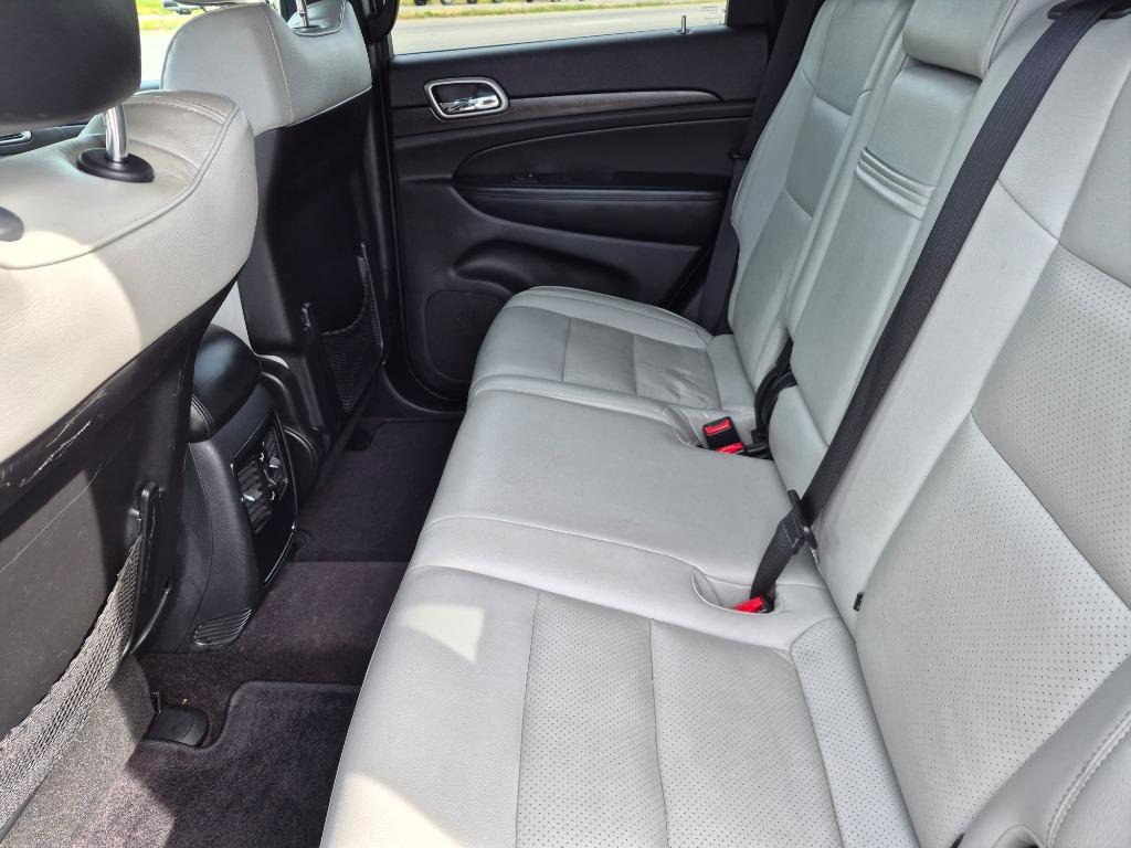 2018 Jeep Cherokee - $11,000