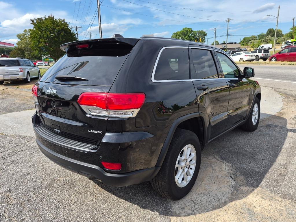2018 Jeep Cherokee - $11,000