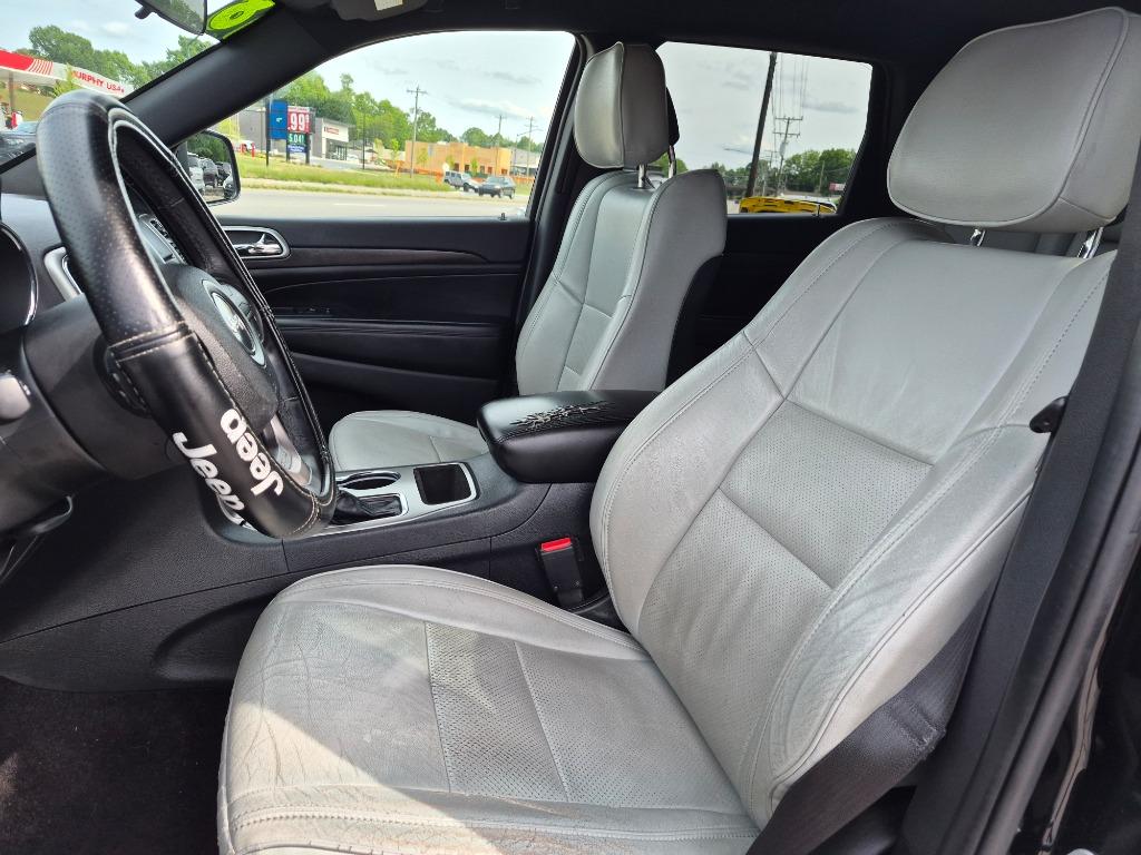 2018 Jeep Cherokee - $11,000
