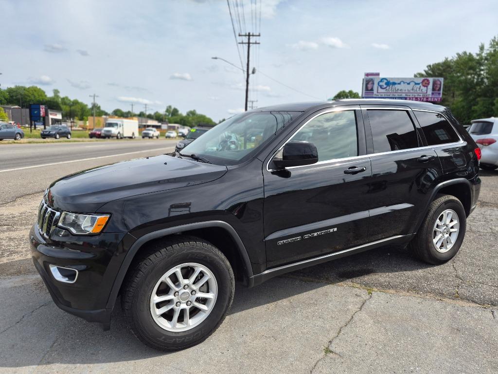 2018 Jeep Cherokee - $11,000