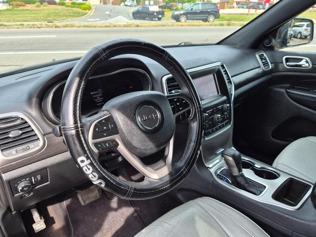 2018 Jeep Cherokee - $11,000
